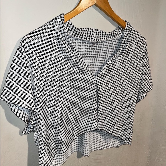 Cropped tee - Picture 2 of 2